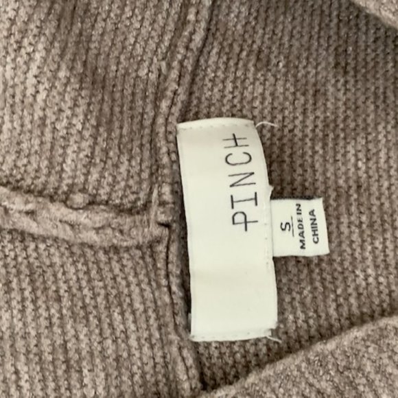 Tan lightweight sweater - Picture 3 of 4